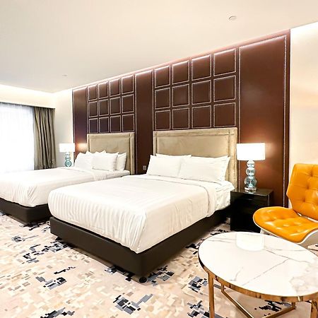 Platinum 2 By Dm Suites Klcc , Куала Лумпур Екстериор снимка
